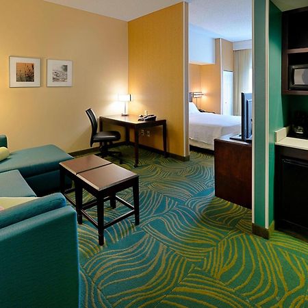 Springhill Suites Terre Haute Bagian luar foto